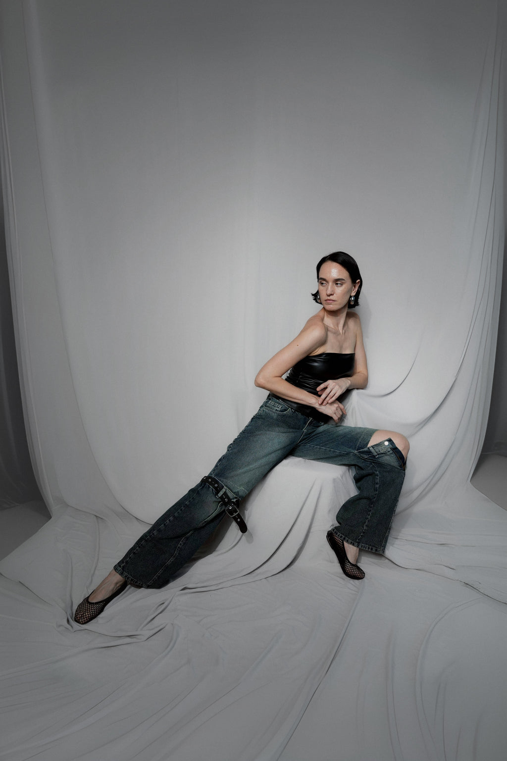 BELT-KNEE DENIM