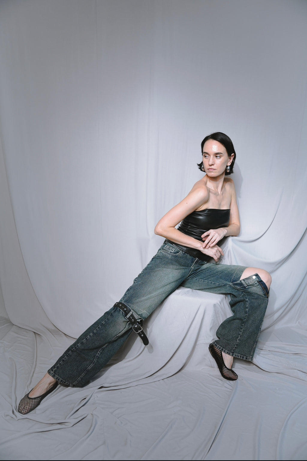 BELT-KNEE DENIM