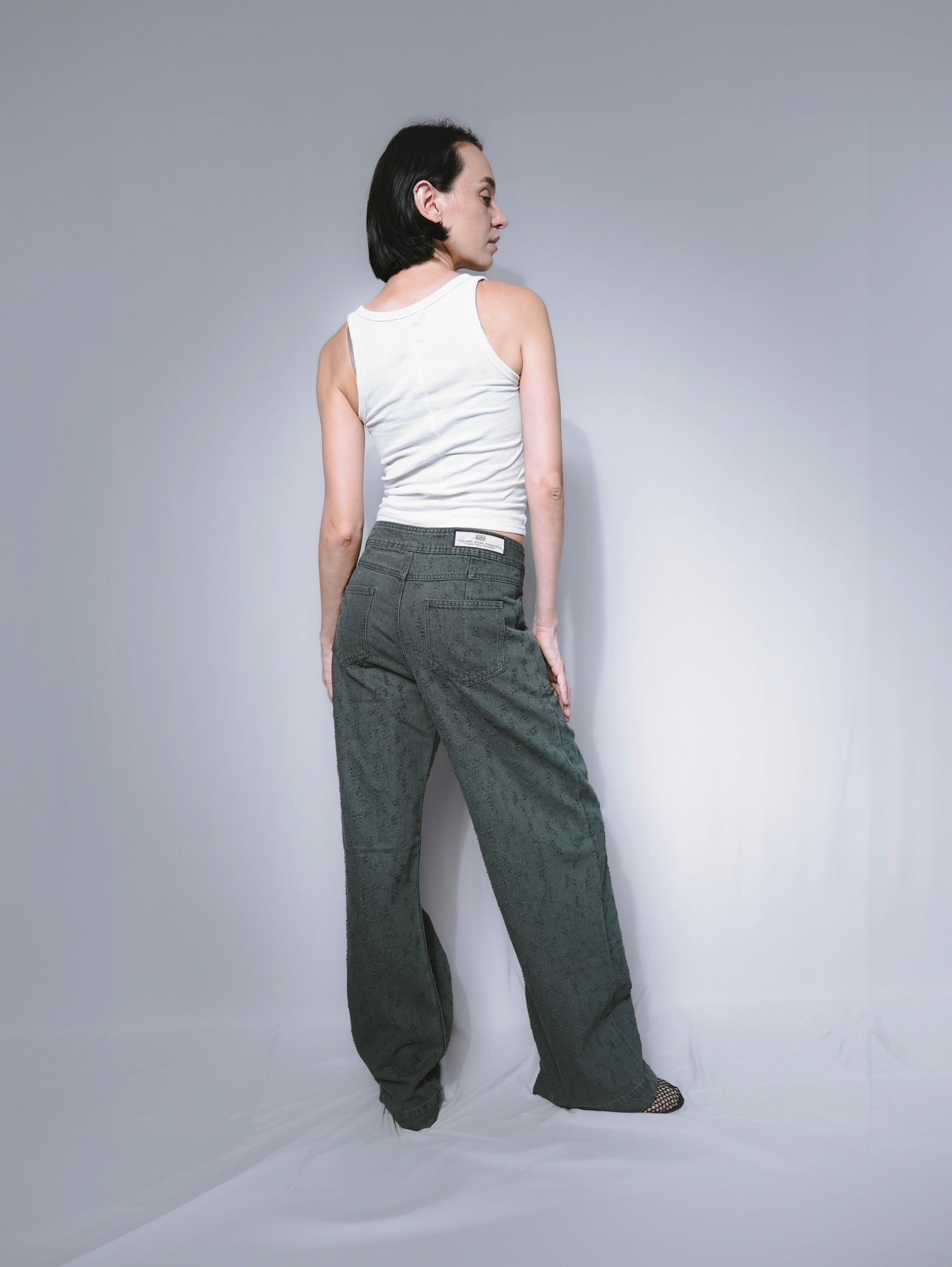 RIPPED-DARK GRAY DENIM