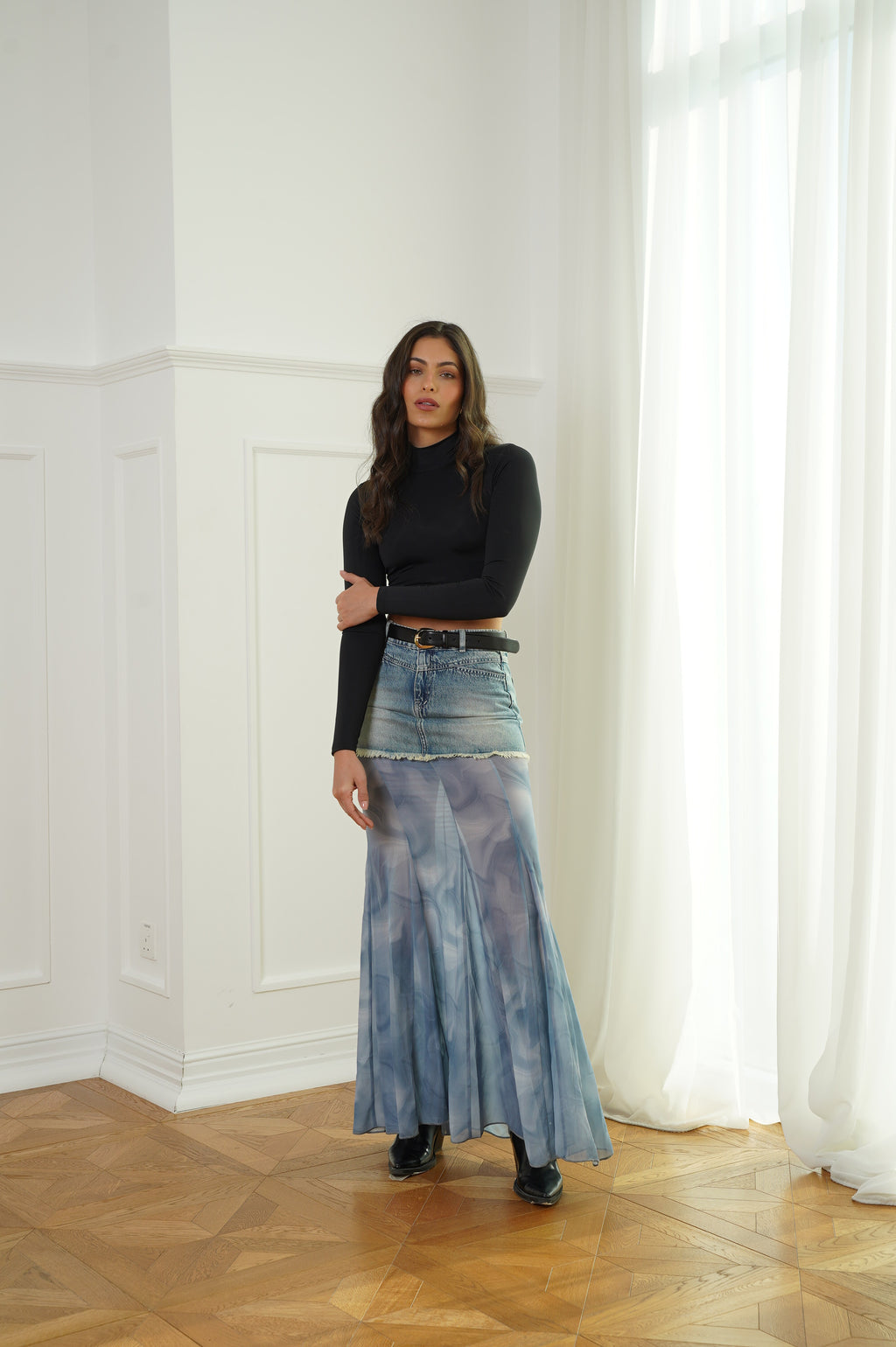 DUAL TEXTURE SKIRT