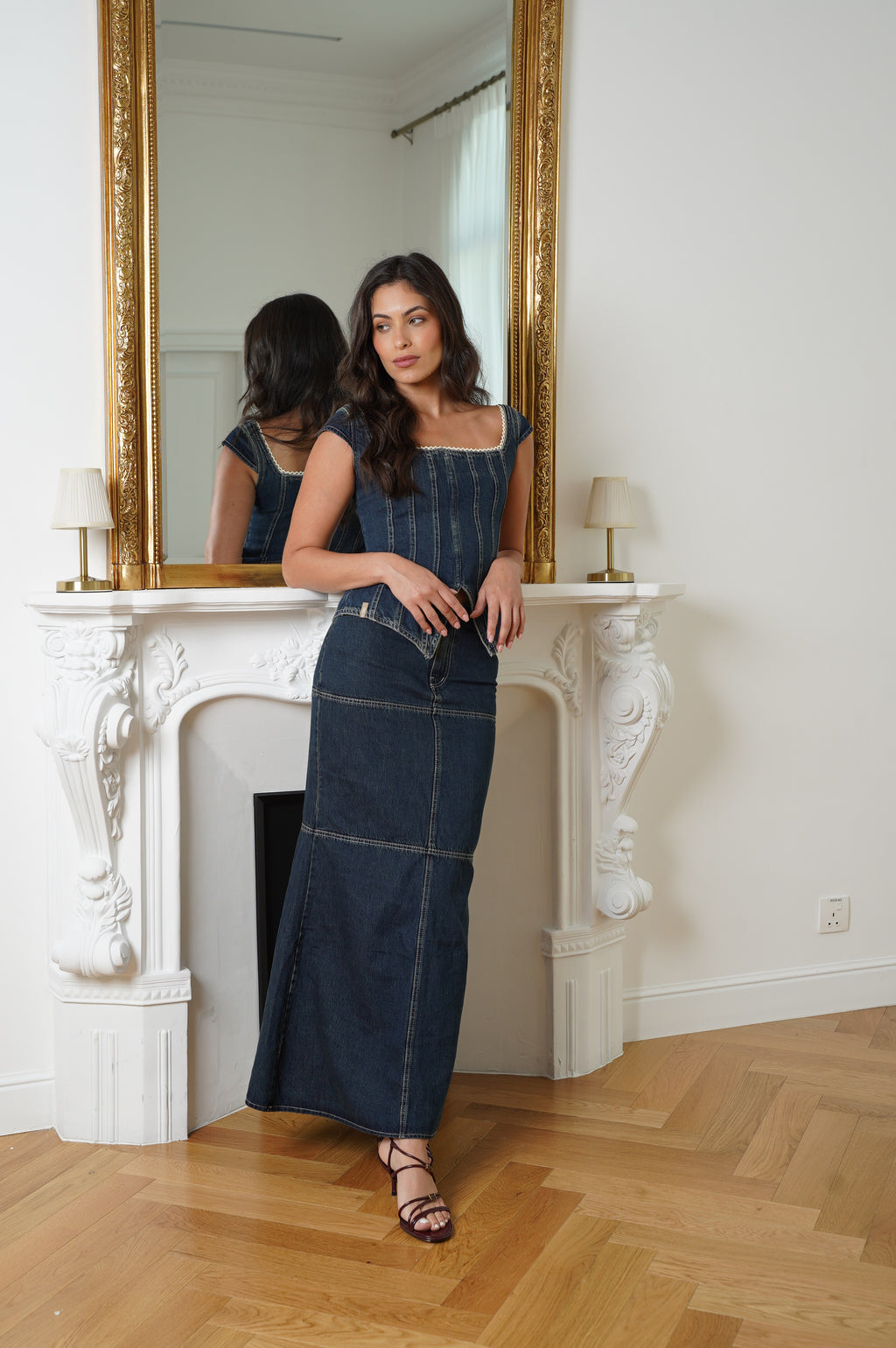 DENIM CONTOUR SKIRT