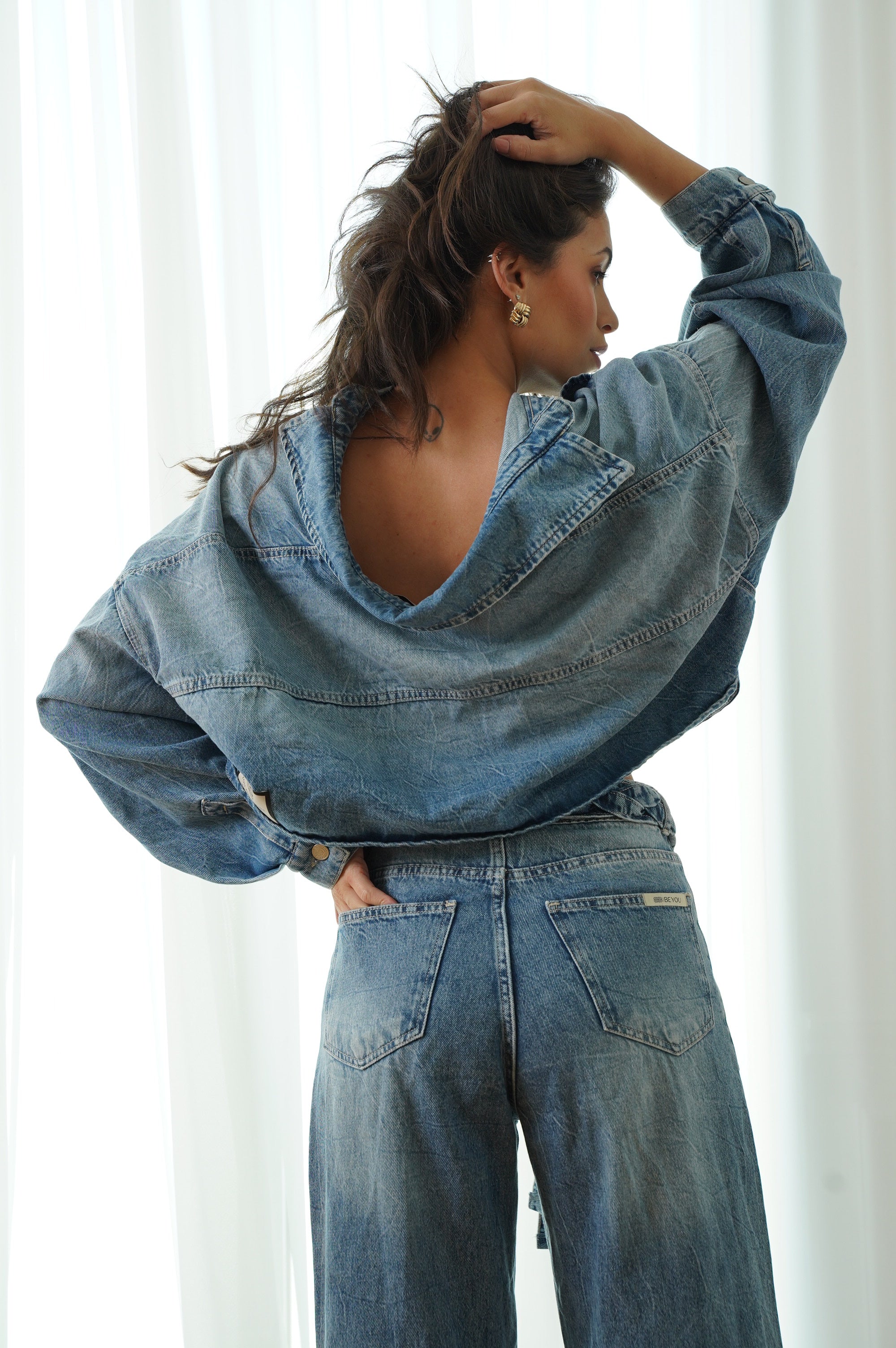 OVER-SIZED DENIM JACKET