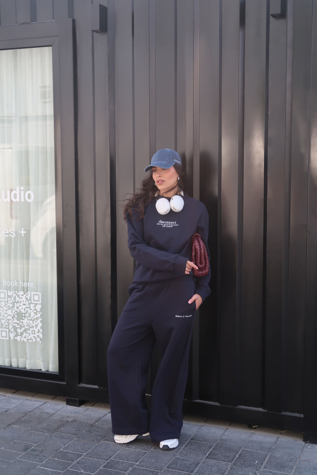 THE COMFY EDITION SET-IN DARK BLUE